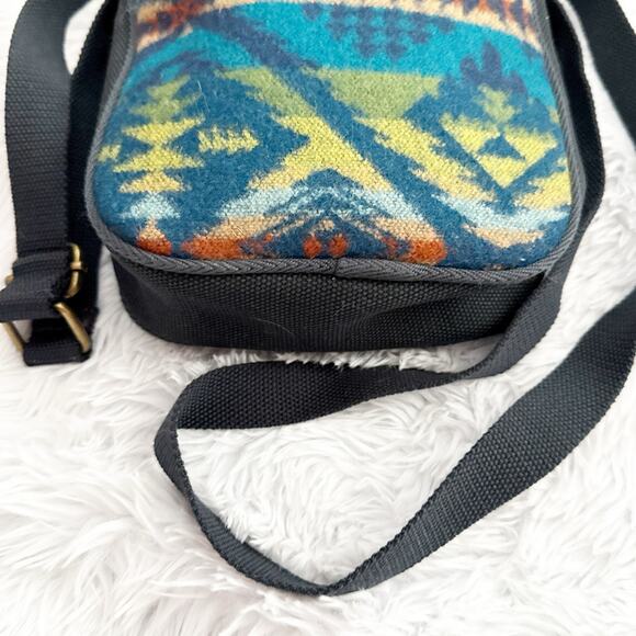 PENDLETON | Crossbody Satchel Canvas Wool Diamond Desert Navy Blue - Picture 2 of 7